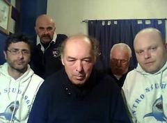 In primo piano (al centro) Leonard Compagno con Primo Micarelli e Emilio Sperone. (dietro) Daniele Giglioli e Iosa Franco. 