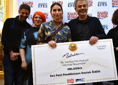 Melodika Sound Award was presented to Amber İşbilen, the director of the project SELDA by Taylan Oğuz