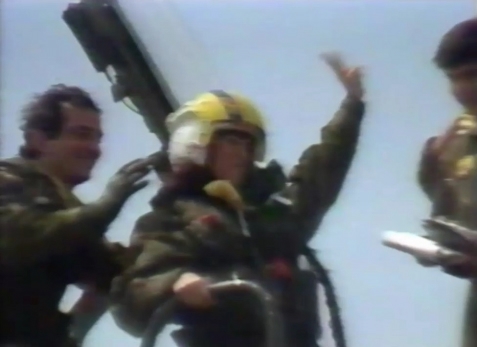Mariangiola Castrovilli prima giornalista donna al mondo a volare sul “TORNADO”  a due volte la velocità del suono nel 1985